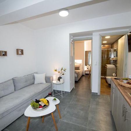Sofia'S Apartment คามารี ภายนอก รูปภาพ