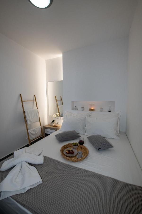 Sofia'S Apartment คามารี ภายนอก รูปภาพ